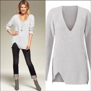CAbi #3531 Deep V Side Zip Cloud Gray Knit Sweater Size Woman's Small